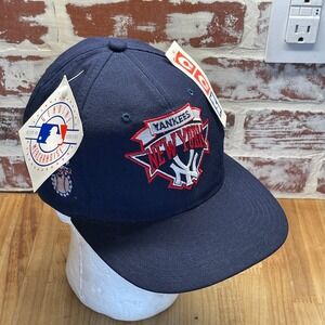 Vintage CCM New York Yankees Snapback Hat Navy Blue MLB Baseball Cap NWT